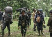 Pemkab Solsel Lepas Tim Tracking Gunung Kerinci via Solsel