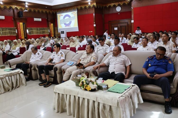 Wawako Mulyadi Ingatkan ASN, Pahami dan Realisasikan Tindak Lanjut Temuan BPK RI 1 PEMUTAKHIRAN— Wakil Wali Kota Pariaman Muyadi melalui Inspektorat Kota Pariaman melakukan Pemutakhiran Data Tindak Lanjut Hasil Pemeriksaan BPK RI, kemarin.