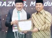 Hendri Arnis Dinobatkan sebagai Kepala Daerah Pendukung Gerakan Zakat Indonesia