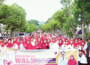 Bukittinggi Meriahkan HUT ke-80 RI, GOW Gelar Empowerment Walk 10.000 Langkah Perempuan Sehat