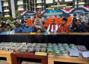 50 Kg Sabu asal Malaysia Gagal Diedarkan di Sumbar, Bernilai Puluhan Miliaran Rupiah, Selamatkan 17 Juta Jiwa, Kapolda Irjen Gatot: Sumbar sudah Menjadi Gudang Narkoba