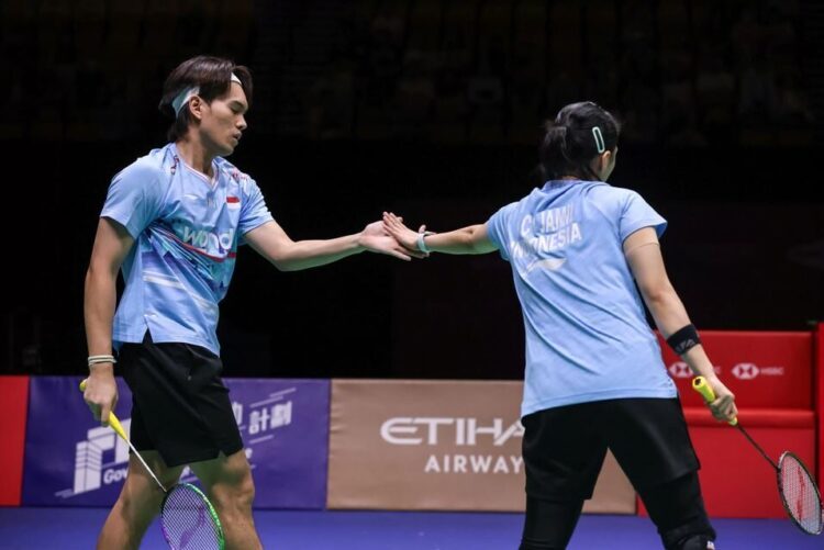 Adnan/Indah Tersingkir di Semifinal, Indonesia Pulang Tanpa Gelar dari Hong Kong Open 2025 1 NIHIL GELAR— Adnan/Indah gagal meraih kemenangan di semifinal Hong Kong Open 2025 dan membuat Indonesia dipastikan gagal mendapatkan gelar.