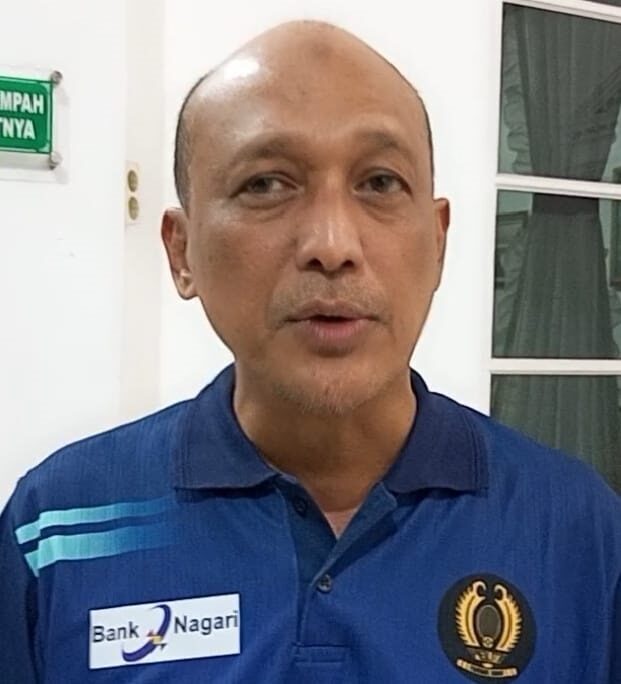 Kadin Sumbar Apresiasi Gelaran Event Tenis Piala Kapolda 1 Buchari Bachter
Ketua Kadin Sumbar