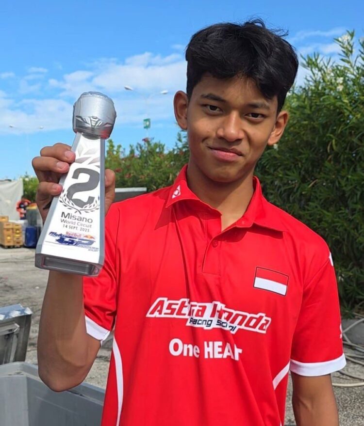 RUNNER UP— Pebalap binaan Astra Honda, Veda Ega Pratama meraih runner up Red Bull MotoGP Rookies Cup (RBRC) di Misano World Circuit Marco Simoncelli, San Marino.