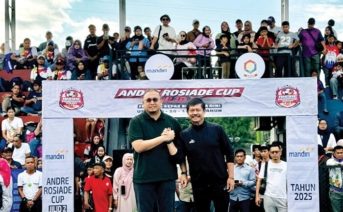 Andre Rosiade Cup Jilid 2 Digelar, Dorong PSSI Perbanyak Kompetisi Kelompok Umur Berjenjang 1 PEMBUKAAN— Wakil Ketua Komisi VI DPR RI Andre Rosiade bersama Plt Direktur Teknik PSSI, Indra Sjafri, membuka iven turnamen sepak bola usia muda bertajuk “Andre Rosiade Cup jilid 2” di Asiop Training Ground (ATG) Sentul, Bogor, Jawa Barat, Sabtu (30/8/2025).