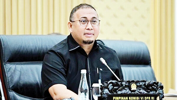 Andre Rosiade Komisi VI DPR Pemerintah Sepakati Hapus Status Kementerian BUMN