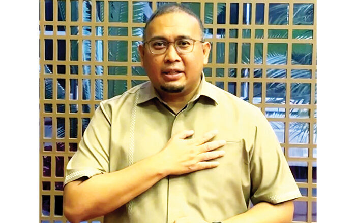 PERMINTAAN MAAF— Wakil Ketua Komisi VI DPR RI Andre Rosiade menyampaikan permintaan maaf jika selama menjadi anggota DPR belum sesuai dengan yang diharapkan masyarakat banyak di Sumbar.