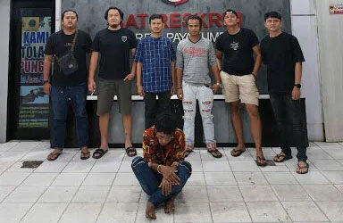 CURANMOR-Pelaku Y (38) yang terlibat kasus curanmor ditangkap Tim Satreskrim Polres Payakumbuh setelah setahun jadi buronan.