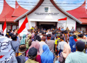 Ratusan Warga Datangi Kantor Bupati, Minta SK Pembangunan Batalyon Kesehatan Seluas 55 Hektare Dicabut