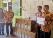 Peduli Kemajuan Pendidikan, Evi Yandri Salurkan Bantuan 13 Unit Komputer untuk SMA 2 Padnag