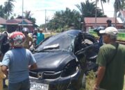 Mobil Brio Tertabrak Kereta Api, Satu Keluarga Luka-luka