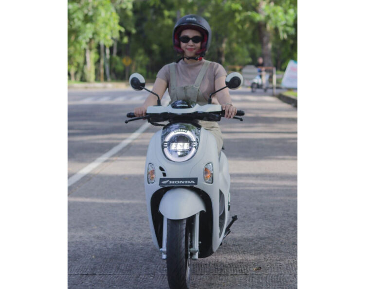 HONDA SCOOPY—PT Menara Agung, menghadirkan program promo bertema September Ceria selama bulan September 2025.