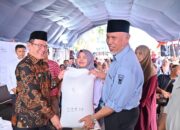 Pedagang Terdampak Kebakaran Terima 4,1 Ton Beras