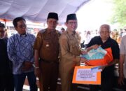 281 Pedagang Pasar Payakumbuh Terima Bantuan Tunai Tahap Pertama