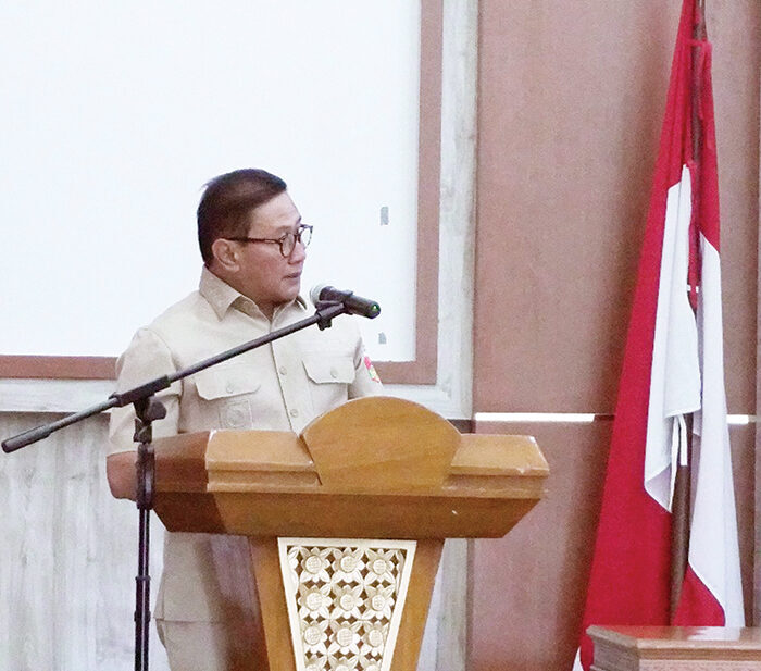 MONITORING— Pemko Bukittinggi gelar Rapat Koordinasi Monitoring dan Evaluasi Monitoring Controlling Surveillance for Prevention (MCSP). Kegiatan ini dibuka langsung oleh Walikota Bukittinggi, Ramlan Nurmatias di Hall Balai Kota, Kamis (11/9).