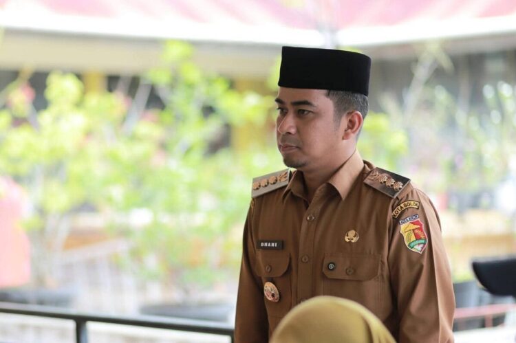 Ramadhani 
Kirana Putra
(Wali Kota Solok)