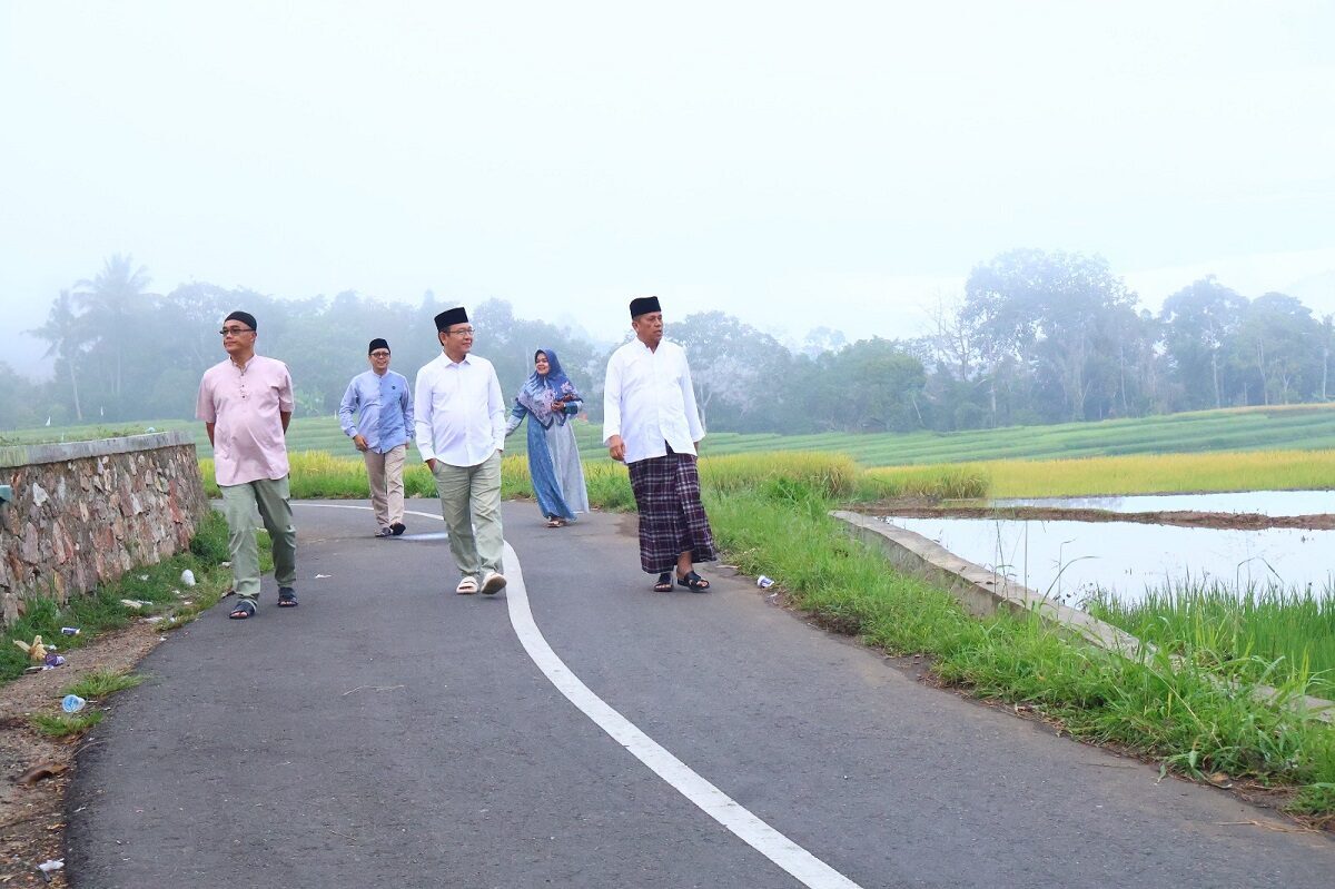 Wali Kota Wawako dan Sekda saat meninjau lokasi kawasan wisata Gadih Agik