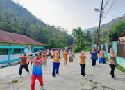 Senam dan Mempererat Tali Silaturahmi, Dinkesdalduk KB Ajak Warga Hidup Sehat