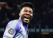 Resmi Tinggalkan Manchester United, Kiper Andre Onana Disambut Meriah Ribuan Suporter Trabzonspor