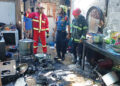Rumah Milik Rifki Nyaris jadi Abu, Dapur Hangus Terbakar 10 Rumah Milik Rifki Nyaris jadi Abu, Dapur Hangus Terbakar