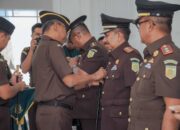 Kajati Sumbar Lantik Sejumlah Kajari dan Pejabat di Kejati