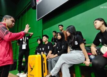 "Meski Pahit, Jangan Pernah Menyerah!" Sekum KONI Sumbar Bakar Semangat Atlet Karate dan Wushu di PON Beladiri Kudus 1 “Meski Pahit, Jangan Pernah Menyerah!” Sekum KONI Sumbar Bakar Semangat Atlet Karate dan Wushu di PON Beladiri Kudus