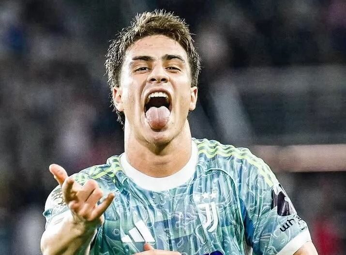 Chelsea dan Arsenal Berebut Dua Bintang Muda Eropa, Marc Casado dan Kenan Yildiz jadi Incaran Utama 1 TARGET INCARAN— Kenan Yildiz milik Juventus menjadi target incaran dua raksasa London, Arsenal dan Chelsea pada bursa transfer musim panas 2026 mendatang.