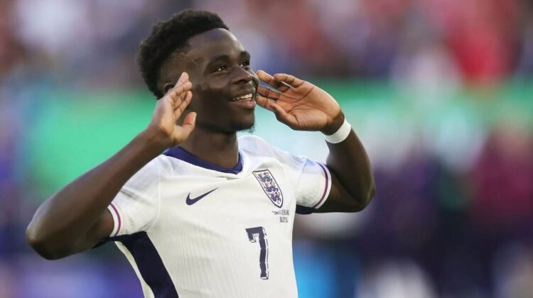 Bukayo Saka Pecahkan Rekor Gol Pemain Arsenal di Timnas Inggris 1 SELEBRASI— Selebrasi Bukayo Saka setelah mencetka gol untuk timnas Inggris.