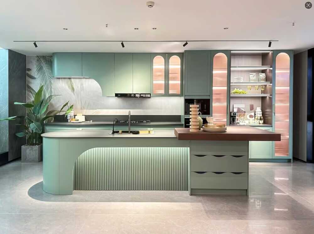 PA Home: Solusi Kustomisasi Rumah di Indonesia dengan Kualitas Global 3 Green Cabinet kitchen case 1000x748 1