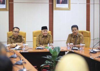 Libatkan Seluruh OPD, Wawako Pimpin Rapat Penyesuaian Perubahan Anggaran APBD 2025