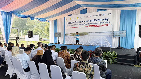MULAI PEMBANGUNAN—PT PLN (Persero) emulai pembangunan Pembangkit Listrik Tenaga Surya (PLTS) Terapung Saguling berkapasitas 92 MWP di Jabar.