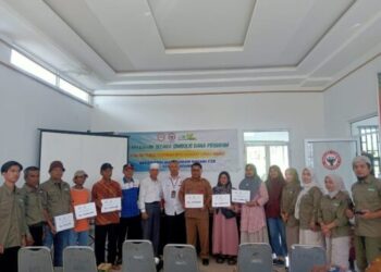 Dorong Kemandirian Ekonomi Warga Limau Manis,  PT Semen Padang Salurkan Rp130,5 Juta untuk Program Pemberdayaan