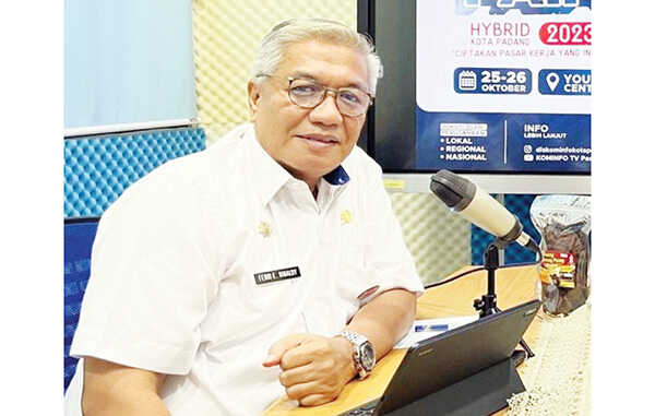 Ferry Erviyan Rinaldy
Kadis  Disnakerin Kota Padang,