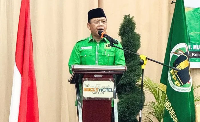 DISAHKAN— Muhamad Mardiono yang disahkan oleh Menteri Hukum sebagai Ketua Umum PPP.