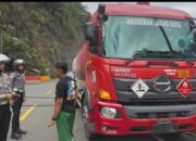 Pengendara Diminta Tidak Berhenti di Fly Over Kelok 9