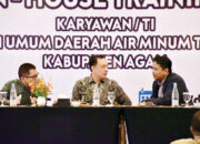 Wabup Agam Buka Pelatihan SDM Perumda Air Minum Tirta Antokan, Dorong Profesionalisme dan Inovasi Layanan