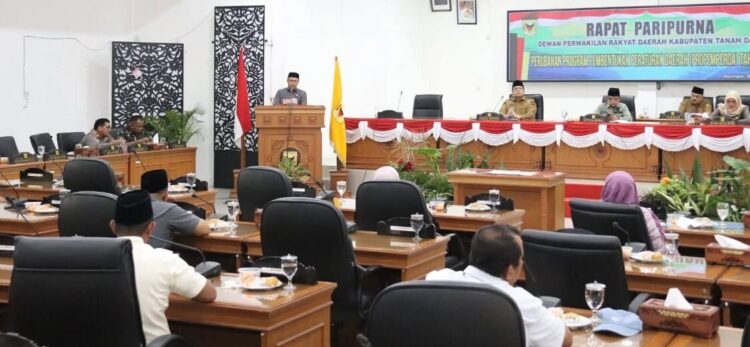 DPRD Tanah Datar Sepakati Propemperda Tahun 2025 1 paripurna dprd tanahdatarok