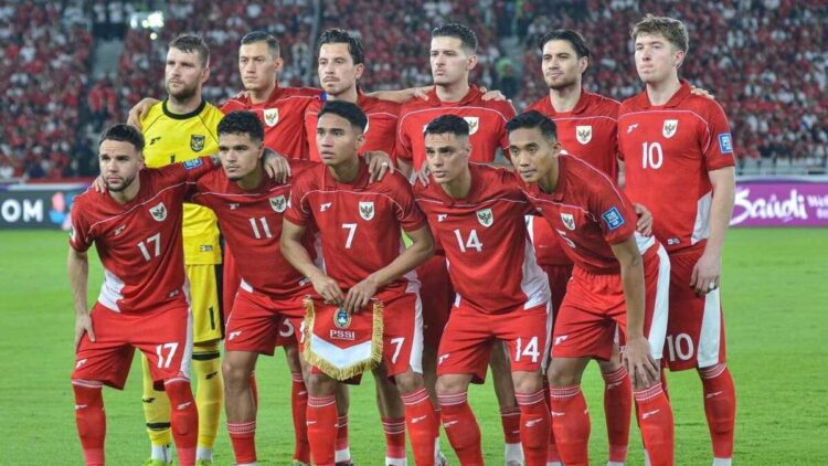Gagal ke Piala Dunia 2026, Timnas Indonesia Harus Kejar Peringkat Lewat FIFA Matchday 1 TIMNAS INDONESIA— Meski kursi pelatih kepala Timnas Indonesia masih kosong, pengamat sepak bola nasional Ronny Pangemanan menilai PSSI seharusnya tetap menjalankan agenda pertandingan FIFA Matchday pada November 2025.