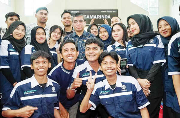 PELATIHAN— Menaker Yassierli membuka Pelatihan Berbasis Kompetensi (PBK) Batch 5 dan Project Based Learning (PBL) Batch 3 di Balai Pelatihan Vokasi dan Produktivitas (BPVP) Samarinda, Kaltim, Kamis (30/10).