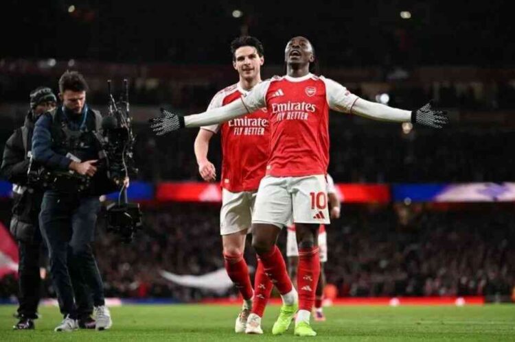 HATTRICK— Eberechi Eze mencetak hattrick ke gawang Tottenham Hotspur dalam laga yang berakhir dengan skor 4-1 untuk kemenangan Arsenal pada duel sengit Derbi London Utara di Emirates Stadium pada Minggu (23/11).