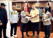 Bantu Korban Terdampak Bencana, Andre Rosiade Serahkan Rp 100 Juta untuk Dapur Umum Polda Sumbar