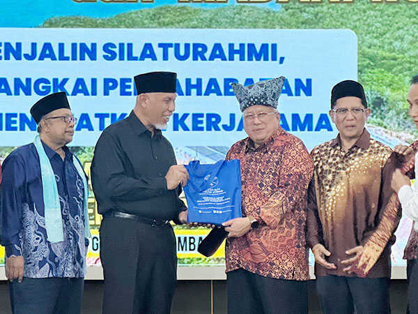 Bahas Penguatan Ekonomi dan Promosi Rendang Minang