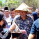 Bupati Kabupaten Pasaman Welly Suhery menegaskan tidak ada lagi petani di Kabupaten