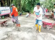 Bertahun-tahun Rusak Parah, Jalan Rimbo Gaek Akhirnya Diperbaiki Warga Bersama PT Semen Padang