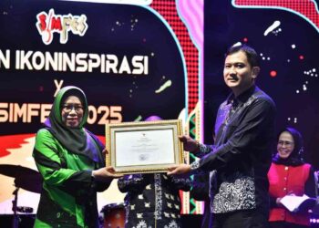 Jadi Laboratorium Musik Etnik dan Ekonomi Kreatif, SIMfes Sawahlunto Raih Penghargaan Kharisma Event Nusantara