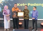 Bukittinggi Pertahankan Prestasi, Raih Prediket Kota Informatif 2025