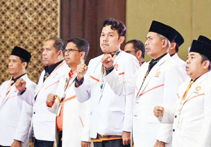 BIMTEKNAS— Ketua DPD PKS Kota Padang, Mulyadi Muslim Dt Said Marajo Nan Putiah, mengikuti kegiatan kegiatan Bimbingan Teknis Nasional (Bimteknas) Aleg PKS se-Indonesia yang digelar di Hotel Sultan, Jakarta, pada 2 hingga 4 November 2025.