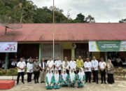 Peringatan HKN ke-61, Dinkesdaldukkb dan UPTD Puskesmas Lunto Gelar Gerakan Aksi Bergizi di SMPN 4 Kota Sawahlunto