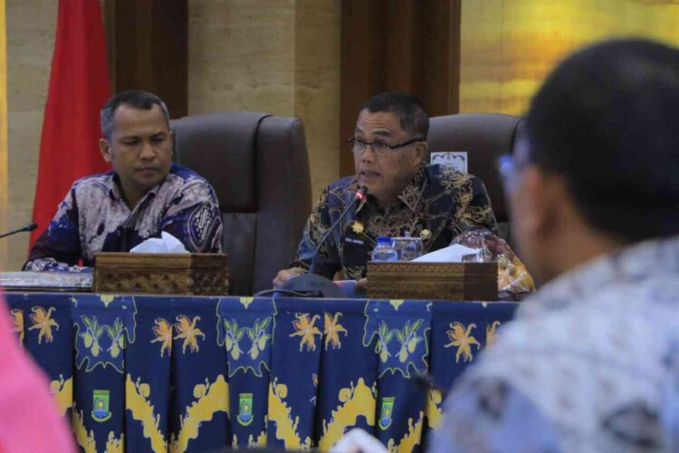 KERJA SAMA— Sekdako Payakumbuh, Rida Ananda menghadiri kegiatan kerjasama antara Pemko dengan Pemko Tangerang-Merak