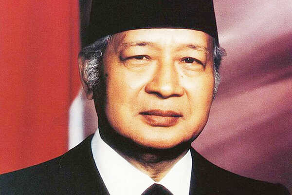 Golkar: Penganugerahan Soeharto sebagai Pahlawan Nasional Wujud Rekonsiliasi Bangsa 1 PAHLAWAN NASIONAL— Presiden Ke-2 RI Soeharto yang dianugerahkan gelar Pahlawan Nasional.